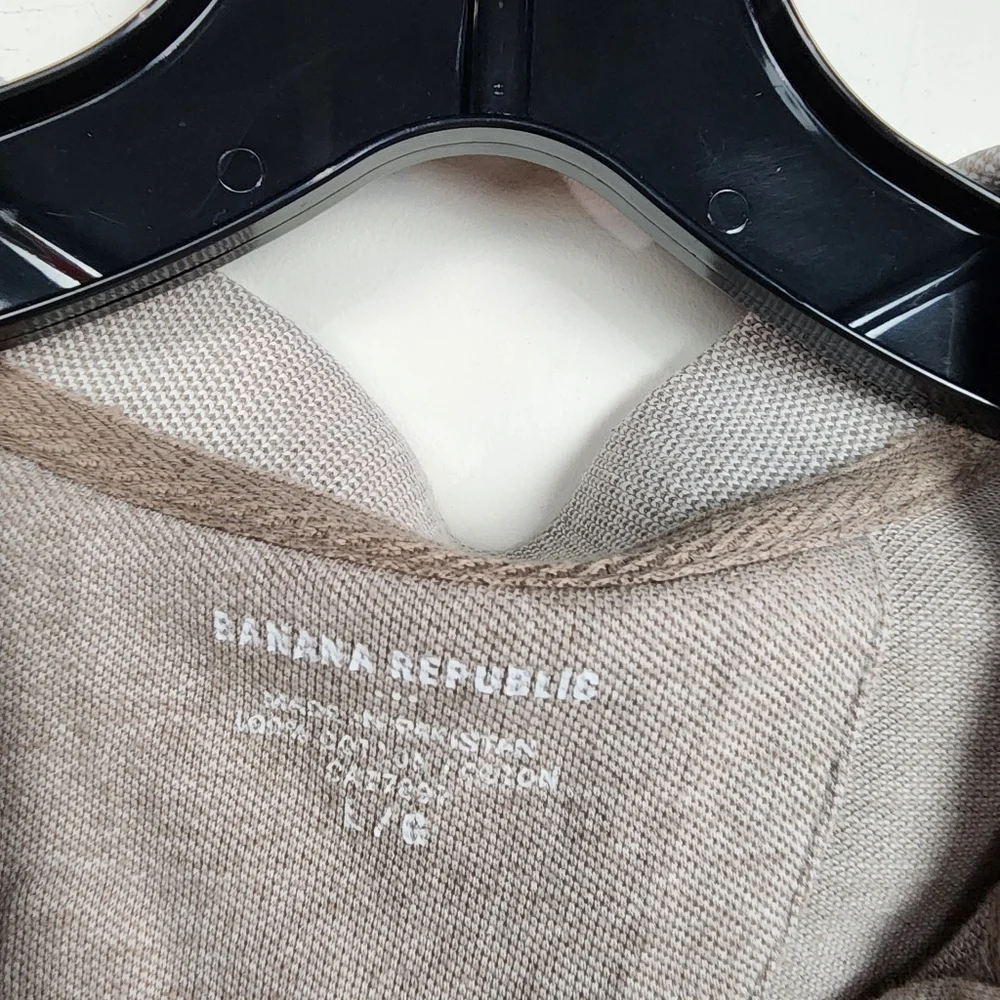 Banana Republic Light Tan Polo Shirt, Size Large